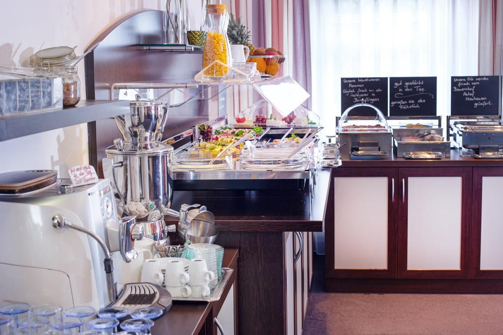 Centro Hotel U-No1, Trademark Collection By Wyndham Großbettlingen エクステリア 写真
