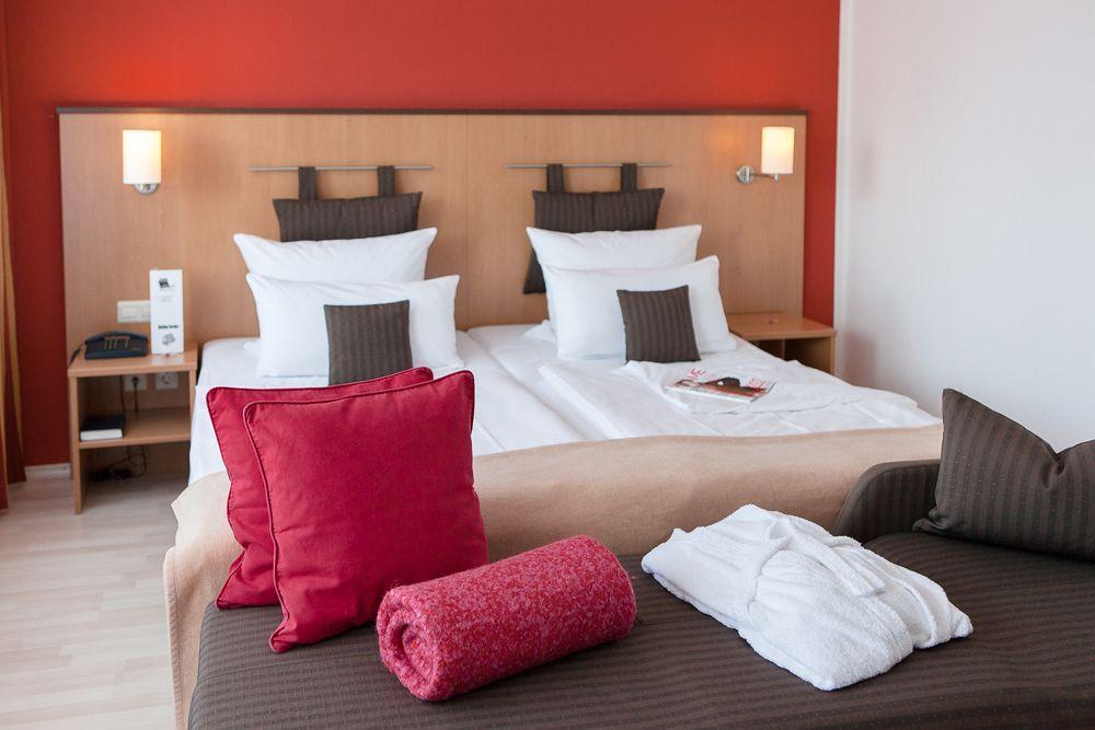 Centro Hotel U-No1, Trademark Collection By Wyndham Großbettlingen エクステリア 写真