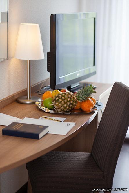 Centro Hotel U-No1, Trademark Collection By Wyndham Großbettlingen 部屋 写真