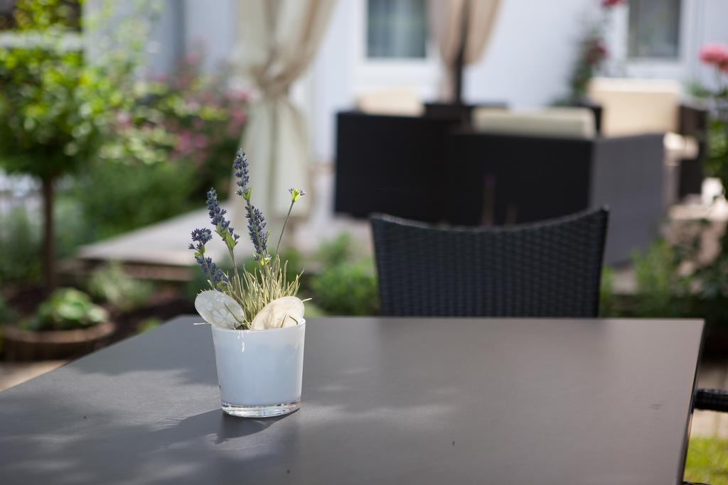 Centro Hotel U-No1, Trademark Collection By Wyndham Großbettlingen エクステリア 写真
