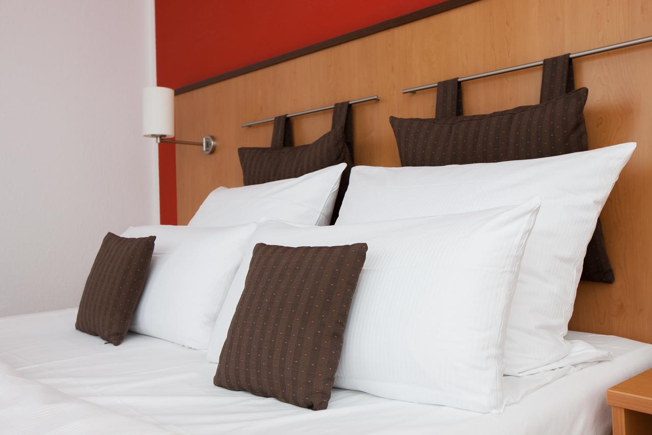 Centro Hotel U-No1, Trademark Collection By Wyndham Großbettlingen エクステリア 写真