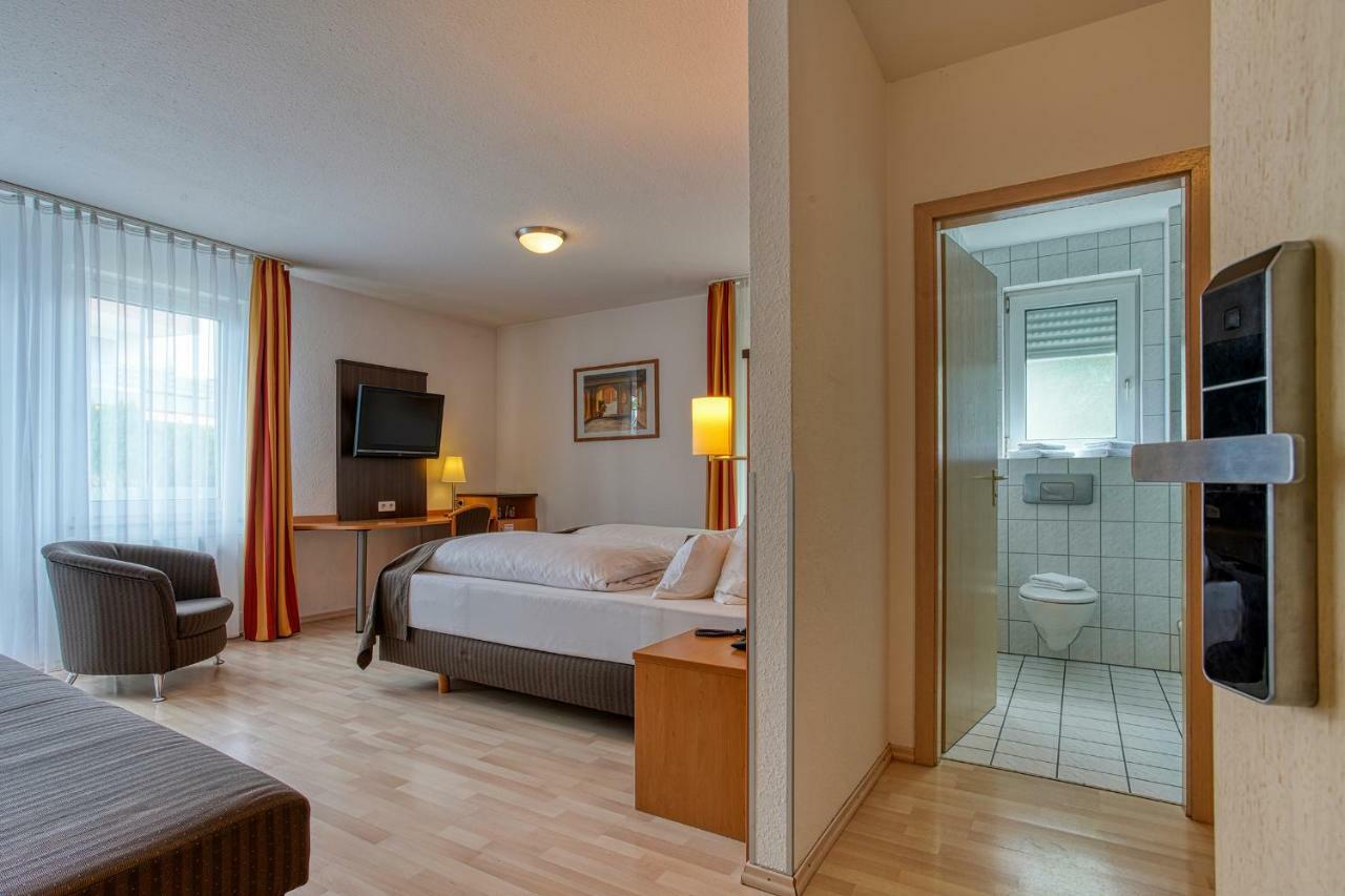 Centro Hotel U-No1, Trademark Collection By Wyndham Großbettlingen エクステリア 写真
