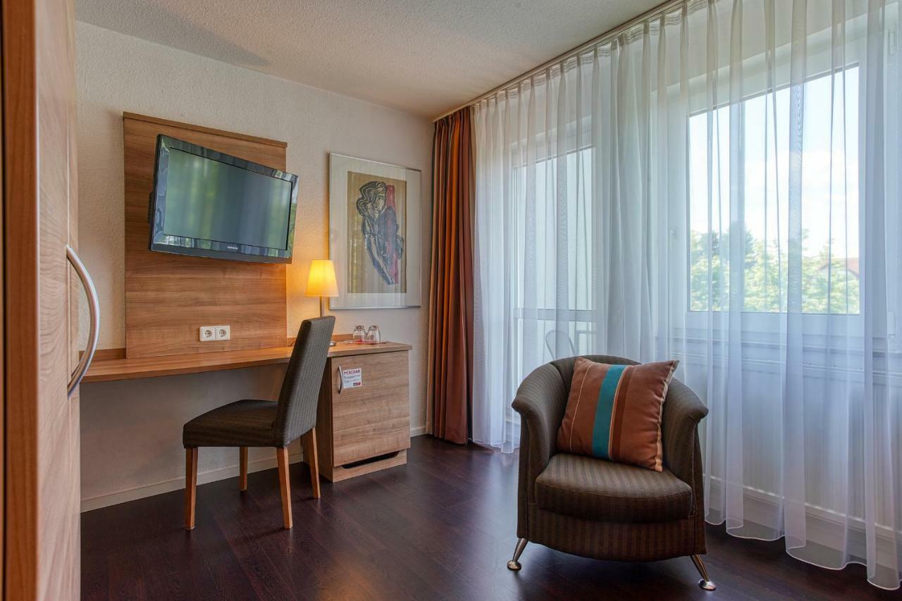 Centro Hotel U-No1, Trademark Collection By Wyndham Großbettlingen エクステリア 写真